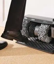 shoe_shiner